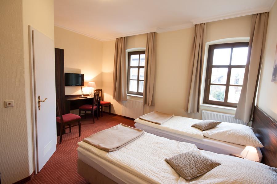 Linde Restaurant & Hotel Nußloch 외부 사진